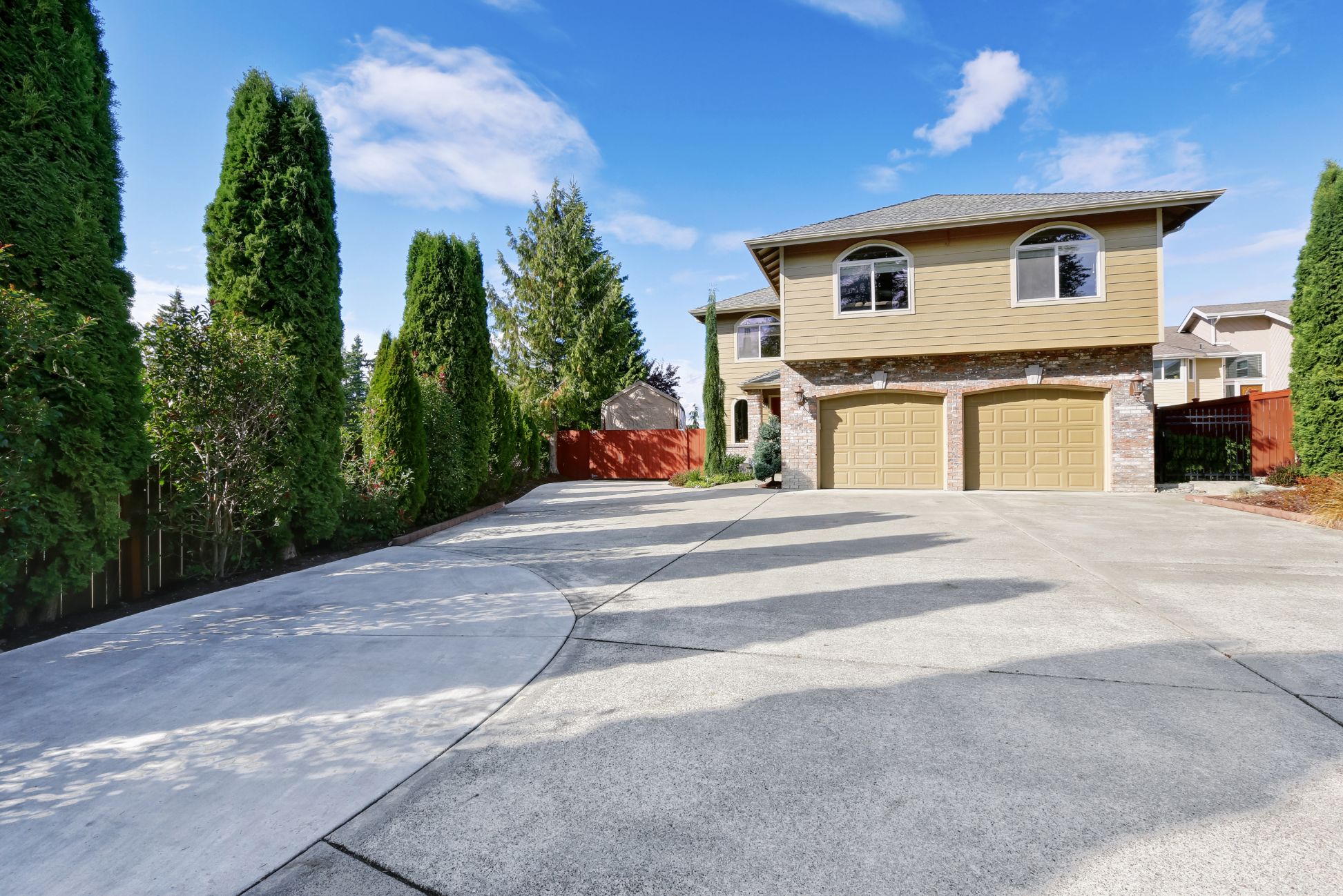 Los Angeles, CA Driveway Paver Installation & Styles ...